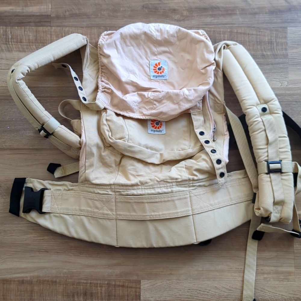Near new Khaki Ergobaby
